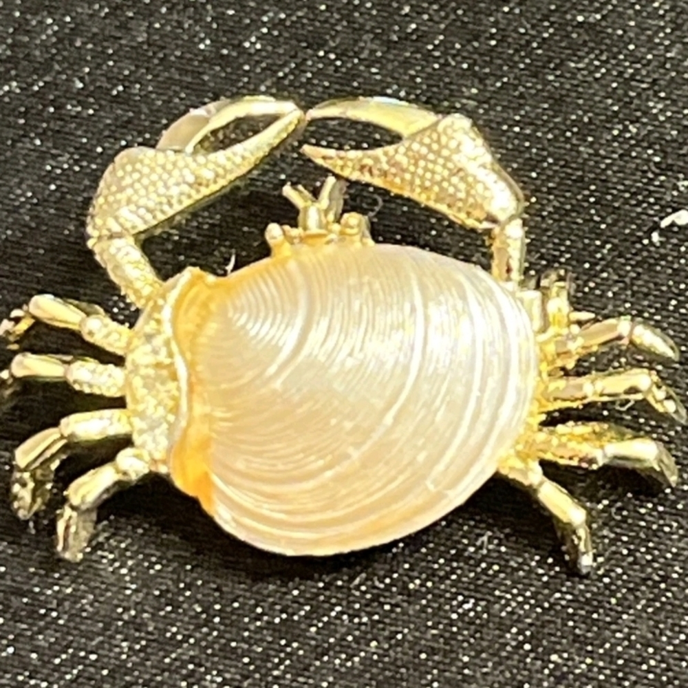 Gold Crab Brooch with Shell Detail